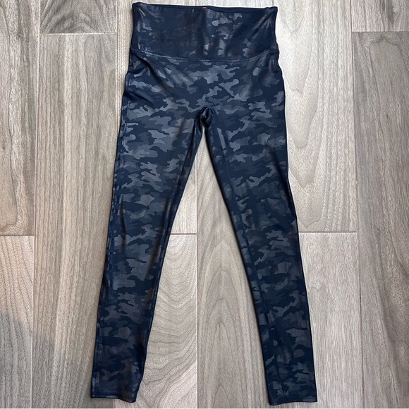 Spanx Camouflage Leggings - Picture 1 of 8